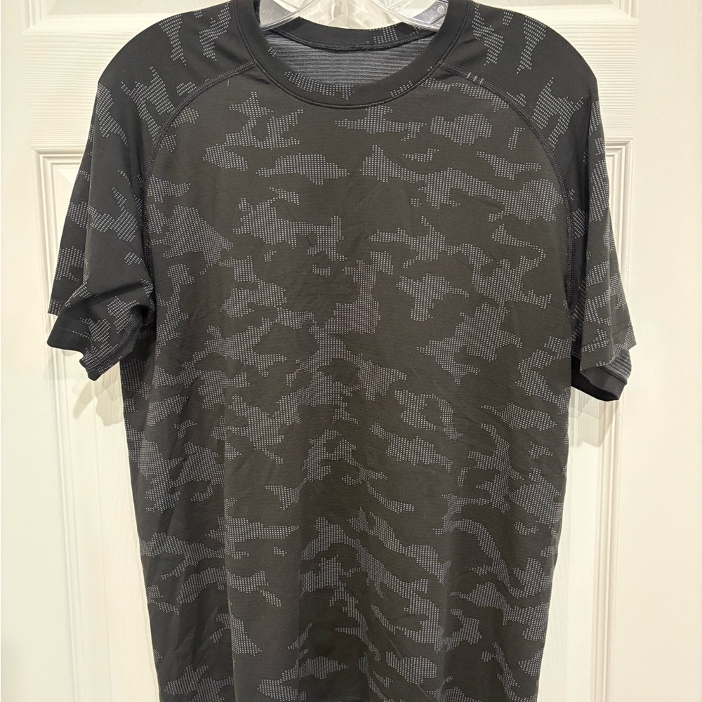 lululemon athletica Black and Gray Camo Tee
